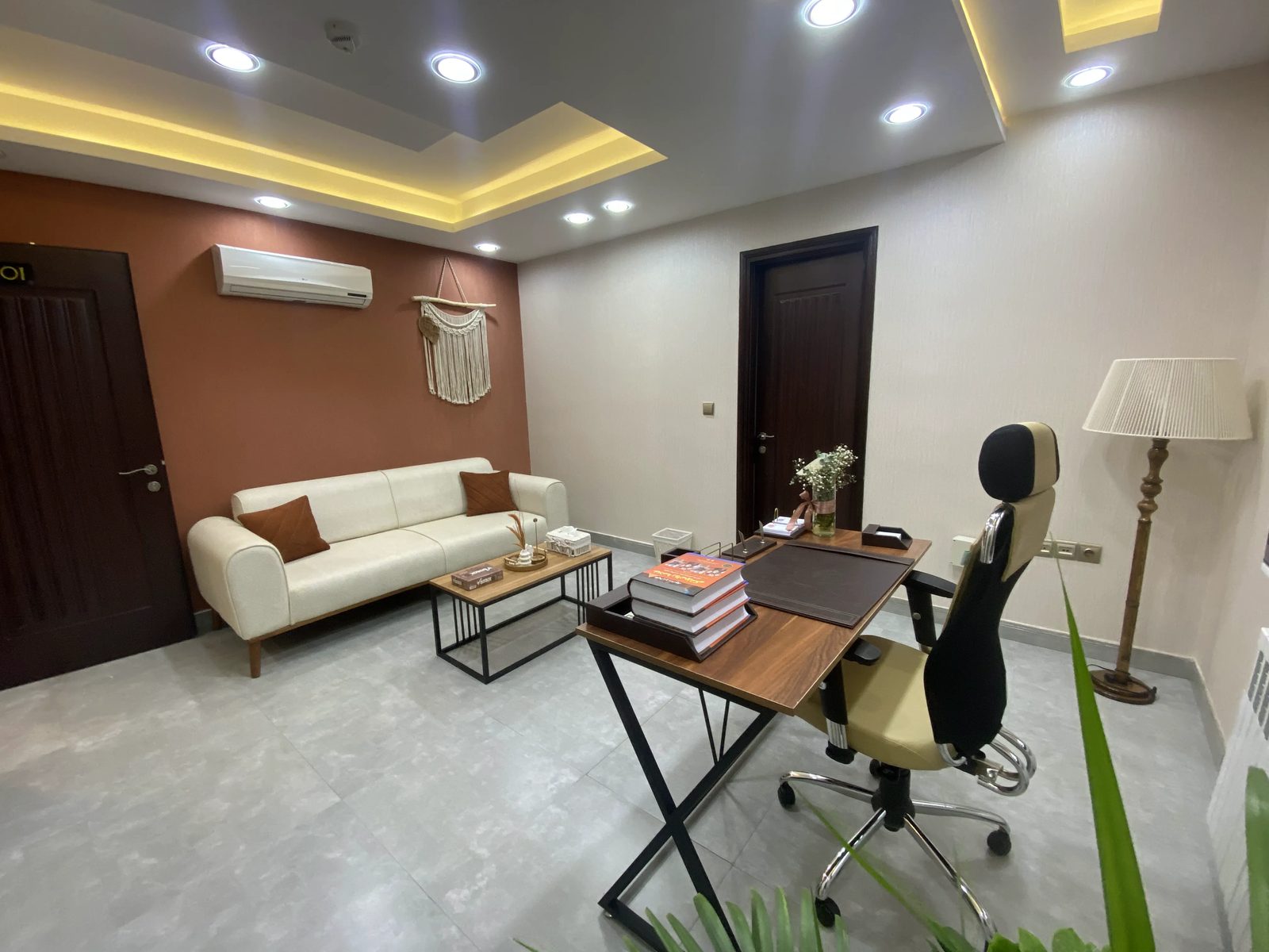 اتاق مشاوره مرکز میثاق مهربانی